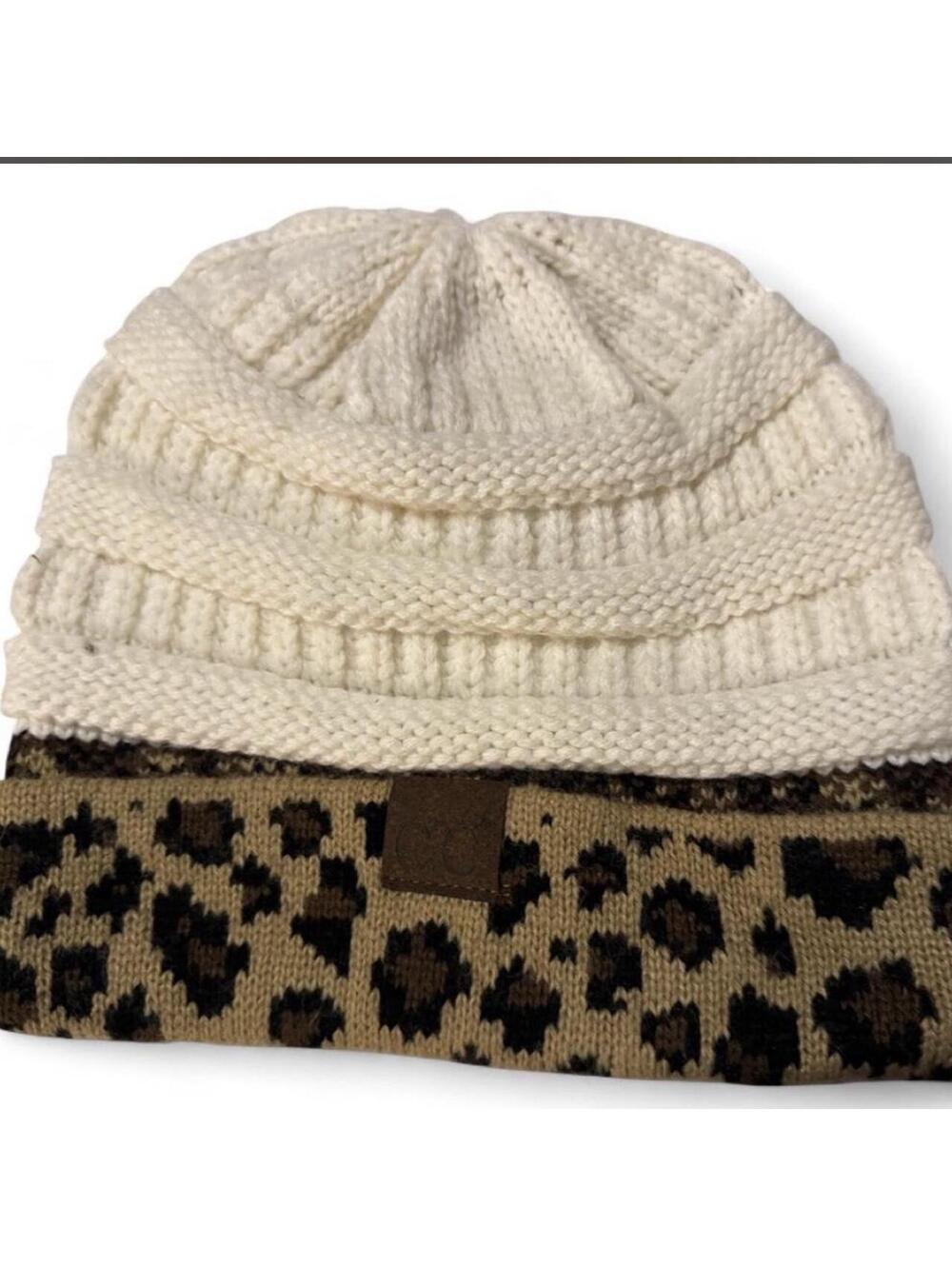 C.C. BRAND LEOPARD PRINT TWO-TONE CABLE KNIT BEANIE